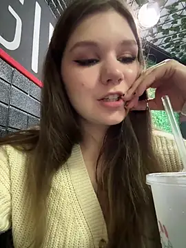PumaShyXD Show in webcam