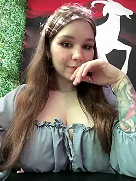 Show modela PumaShyXD na web-kameri