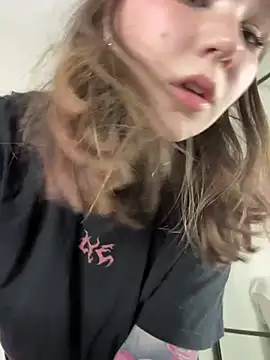 PumaShyXD's Webcam Show
