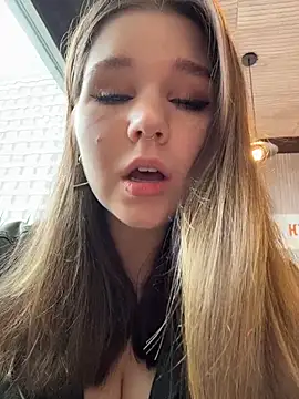 PumaShyXD Show in webcam