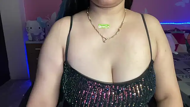 Chat XXX en directo de Kanika_9_
