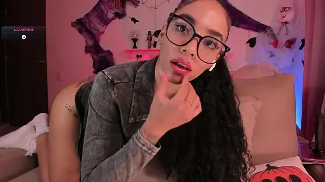 pretty_pettite Webcamshow