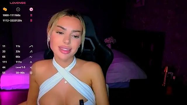Ayla__Demir Adlı Modelin Canlı XXX Sohbeti