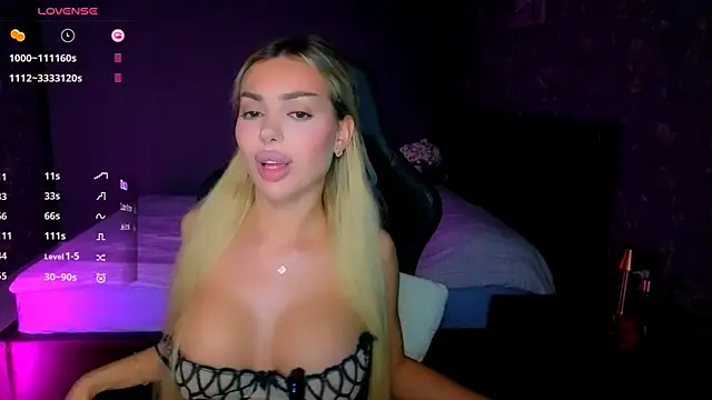 Ayla__Demir: вебкам-шоу