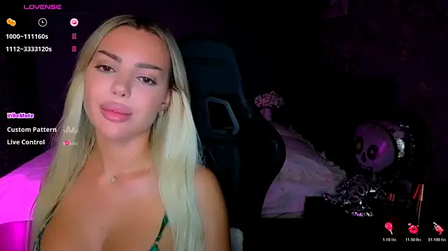 Ayla__Demir Show Webcam