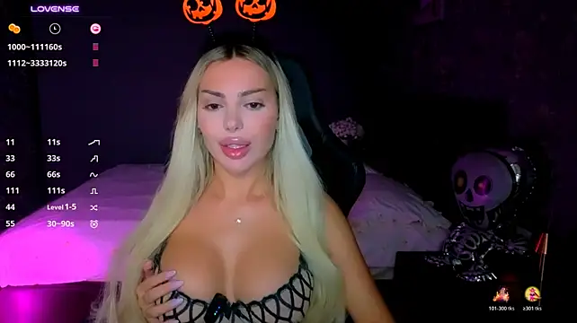 Ayla__Demir's Webcam Show