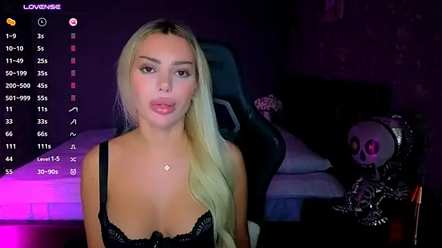 Chat +18 de Ayla__Demir ao vivo