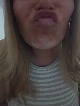 Chat XXX en directo de Amelia1_