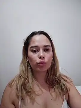 Amelia1_のライブXXXチャット