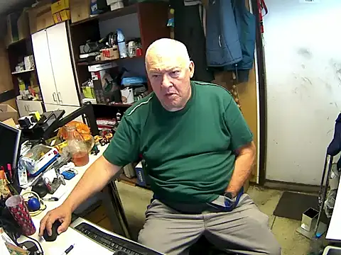kerzoolee57 Pertunjukan Webcam