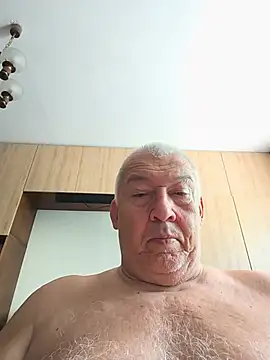 Show Webcam de kerzoolee57