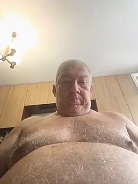 kerzoolee57 Show in webcam