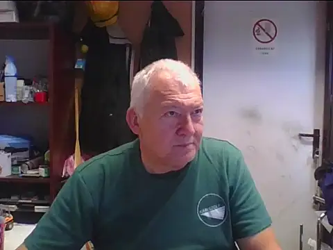 kerzoolee57 Pertunjukan Webcam