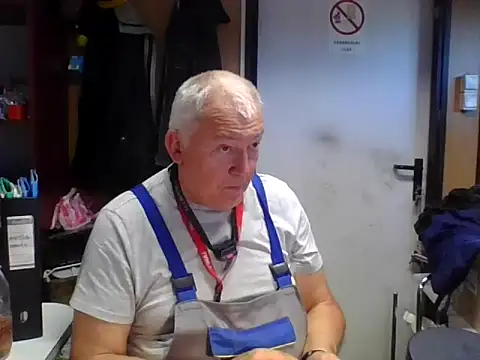 Show Webcam de kerzoolee57
