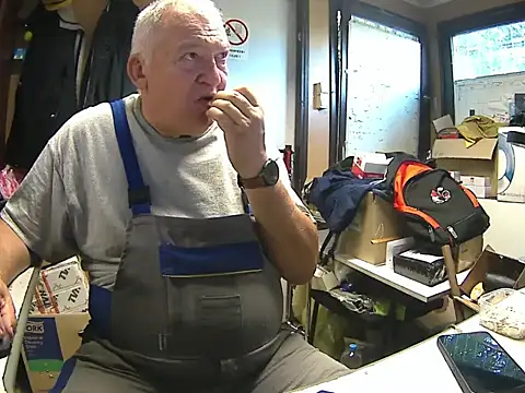 kerzoolee57n Webbikameraesitys