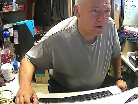 kerzoolee57 Show Webcam