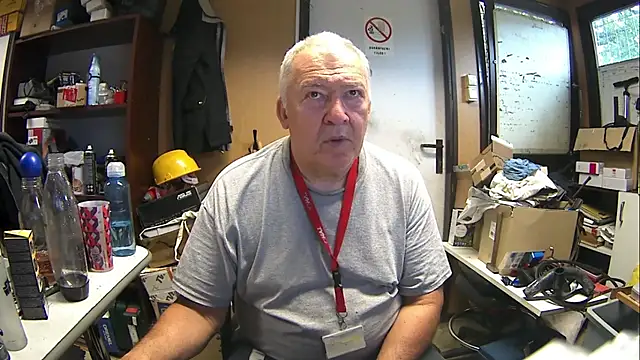 kerzoolee57 Pertunjukan Webcam