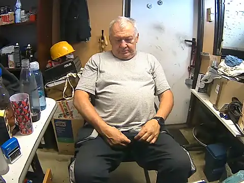kerzoolee57 Webcam show