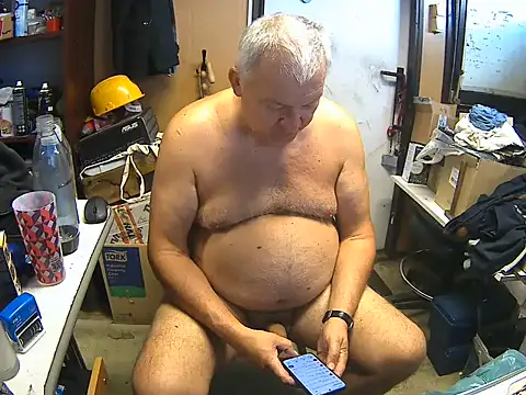 Show Webcam de kerzoolee57