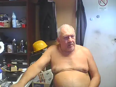 kerzoolee57 Pertunjukan Webcam