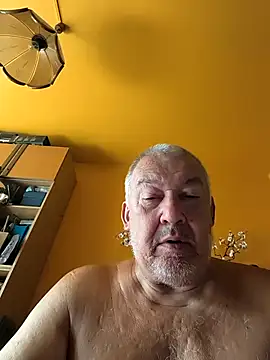 Show modela kerzoolee57 na web-kameri