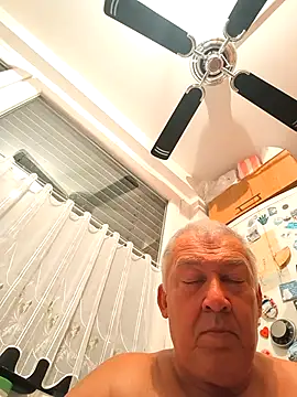kerzoolee57 webkamerás műsora