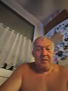 kerzoolee57 Pertunjukan Webcam
