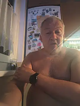 Show modela kerzoolee57 na web-kameri
