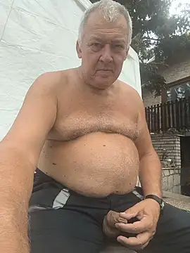 kerzoolee57 Show in webcam