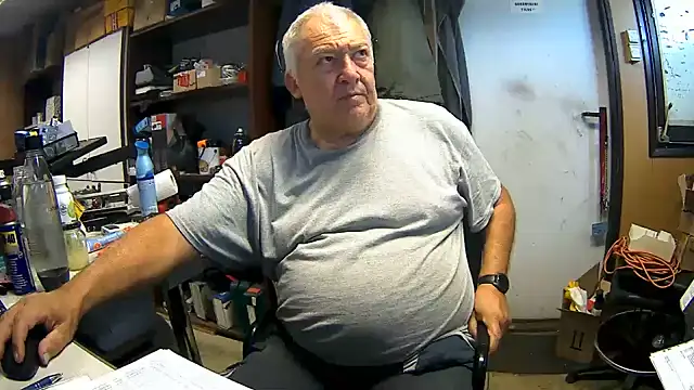 Webkamerová show kerzoolee57
