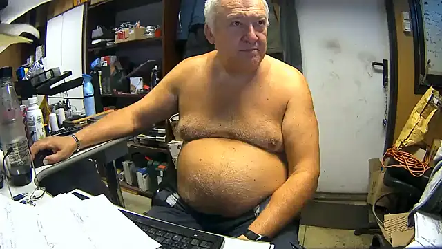 Pokazy przed kamerką – kerzoolee57