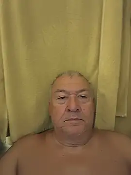 kerzoolee57 Pertunjukan Webcam
