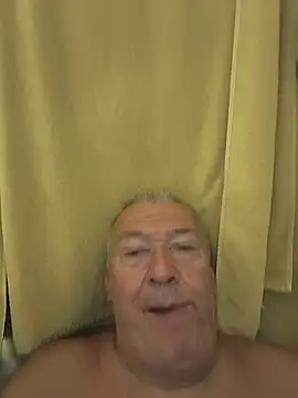 kerzoolee57 Show Webcam
