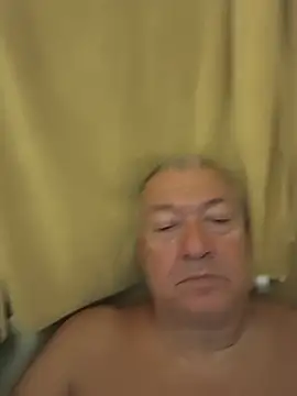 kerzoolee57 webcam show