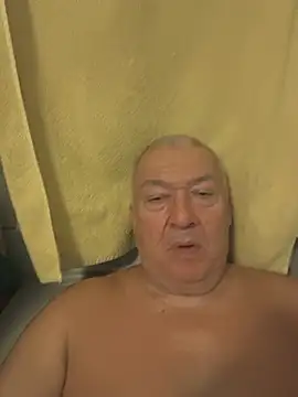 kerzoolee57 webcam show