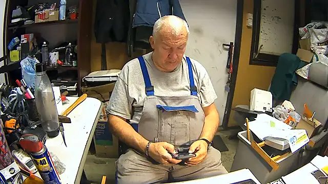 kerzoolee57's Webcam Show
