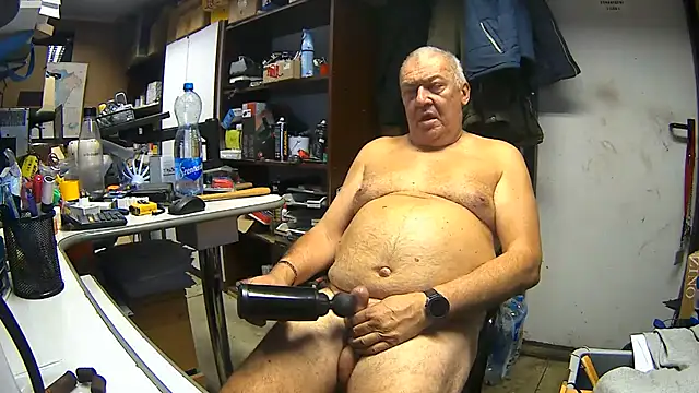 Show modela kerzoolee57 na web-kameri