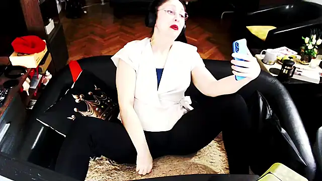 Chat XXX en directo de Imperatriza