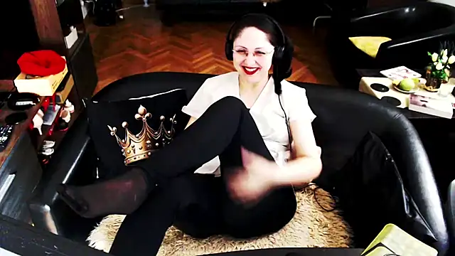 Imperatriza Adlı Modelin Canlı XXX Sohbeti