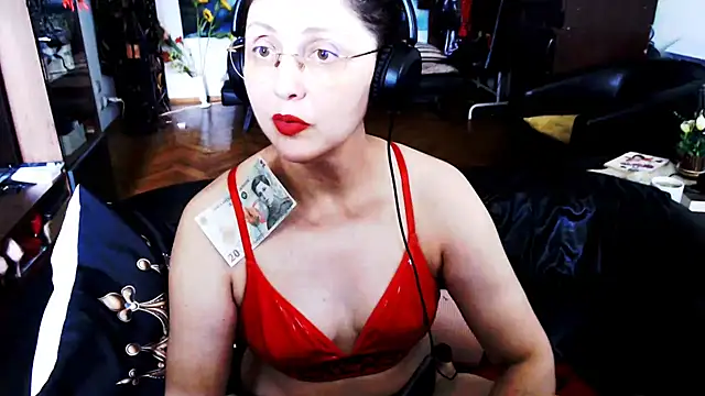 Imperatriza's Live XXX Chat