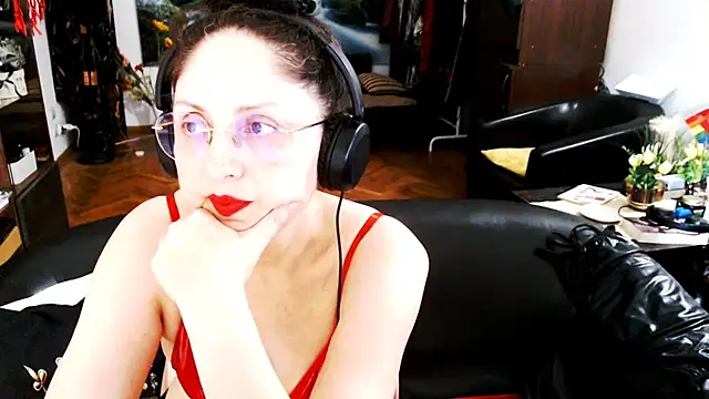 Chat XXX en directo de Imperatriza