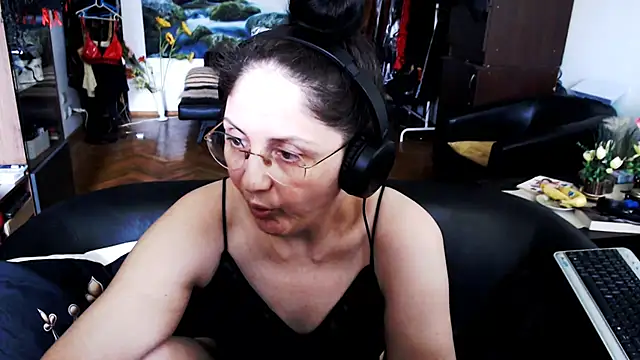 Imperatriza Chat XXX in diretta