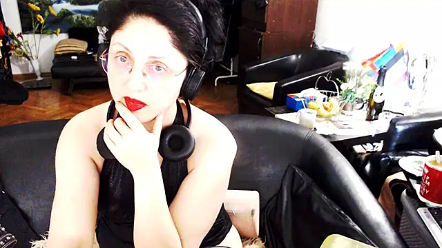 Chat XXX en directo de Imperatriza