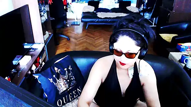 Imperatriza Adlı Modelin Canlı XXX Sohbeti