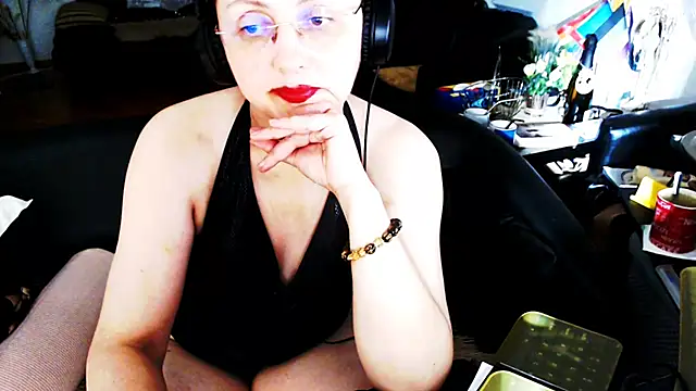Chat XXX en directo de Imperatriza