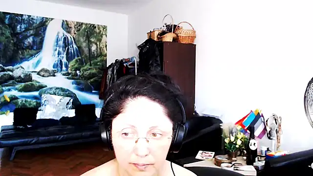 XXX chat uživo modela Imperatriza
