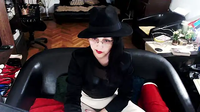 Imperatriza's Live XXX Chat