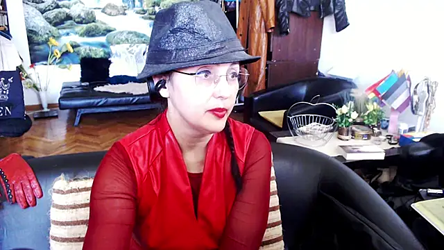 Imperatriza's Live XXX Chat