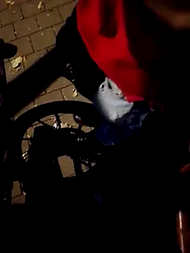 Pokazy przed kamerką – FeloBad