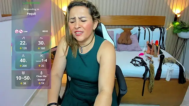 Chat +18 de luciana_ballesteros_ ao vivo